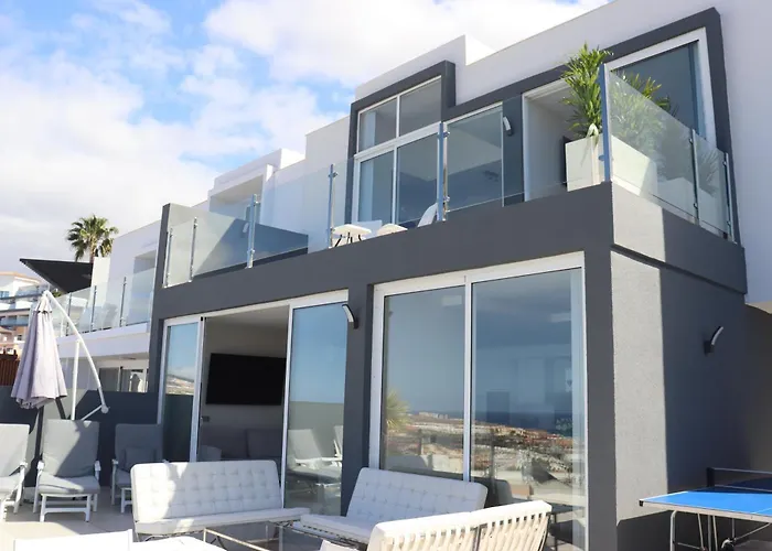 Villa Azure Sky - Panoramic Ocean View, Luxury, San Eugenio Costa Adeje (Tenerife)