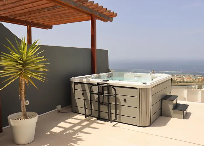 Villa Azure Sky - Panoramic Ocean View, Luxury, San Eugenio *