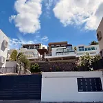 Azure Sky - Panoramic Ocean View, Luxury, San Eugenio