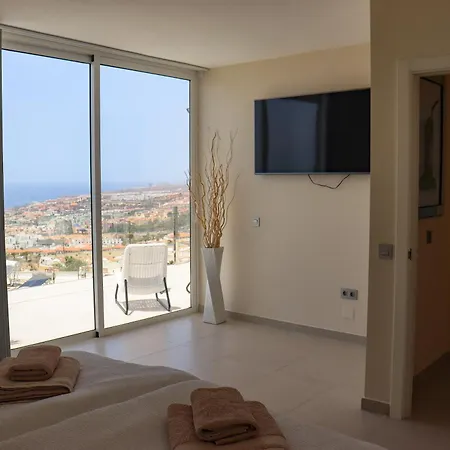 Azure Sky - Panoramic Ocean View, Luxury, San Eugenio *