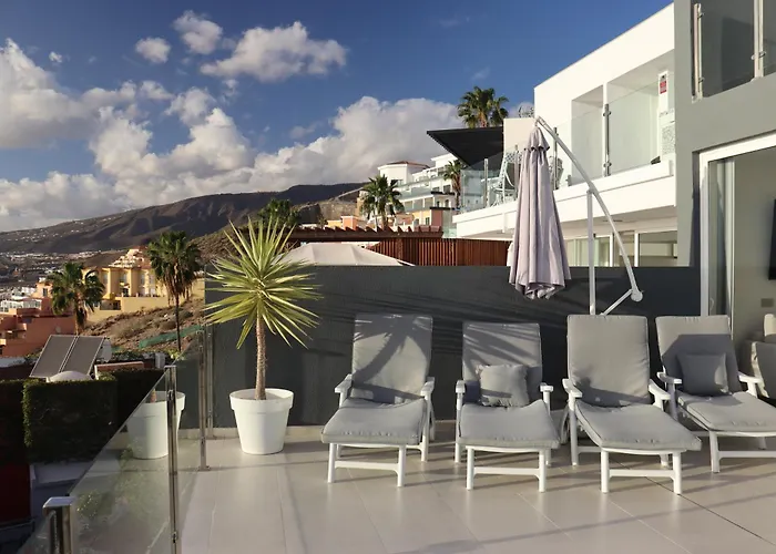 Azure Sky - Panoramic Ocean View, Luxury, San Eugenio *